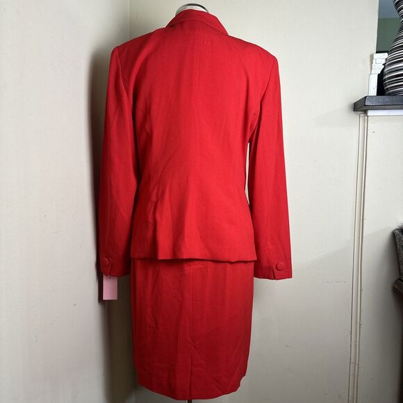 NWT Vintage Saville 2 Piece Suit Red Jacket Skirt Lined Classic Size 8 NWT - Picture 7 of 13